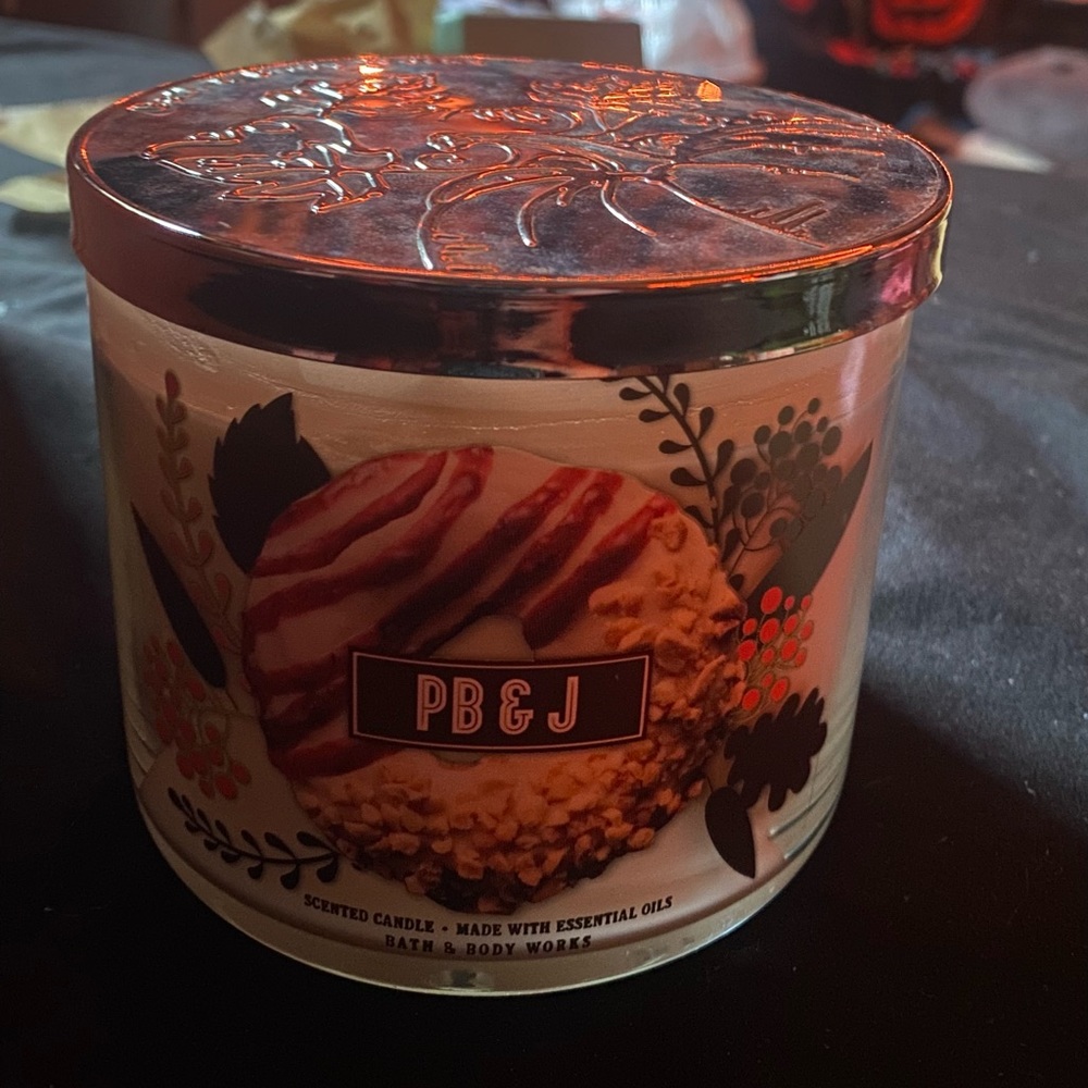 Bath and Bodyworks PB & J three wick candle